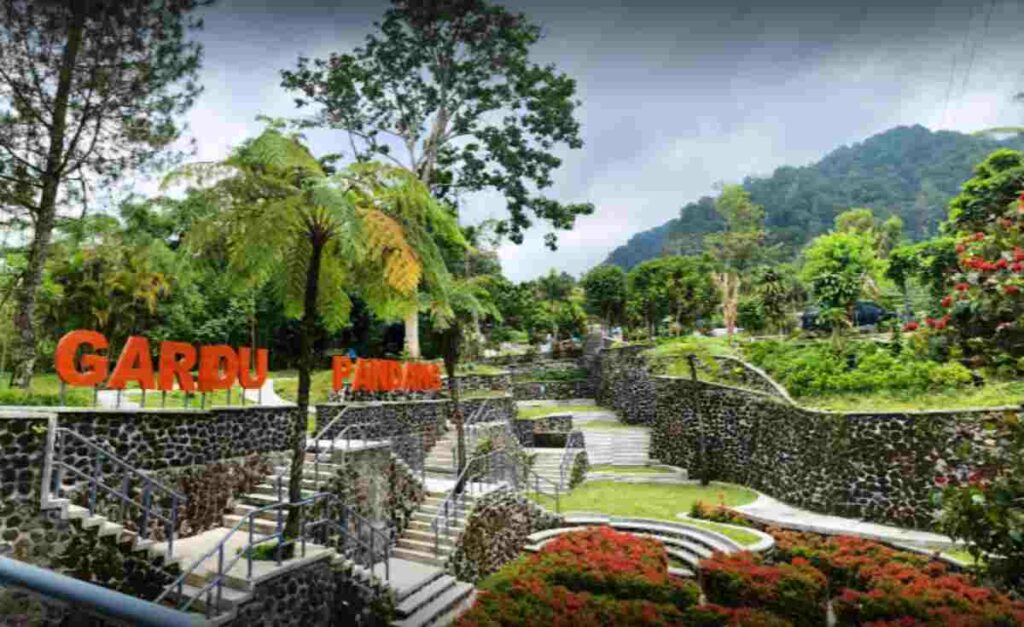 Taman Gardu Pandang Kaliurang Sleman Yogyakarta