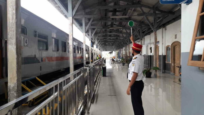 Tes Antigen dan PCR Dihapus, Ini Syarat Naik Kereta Api Menurut Kepala Stasiun Banjar