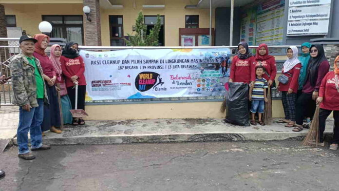 World Cleanup Day di Desa Sadananya Ciamis, Momentum Tingkatkan Kesadaran Lingkungan