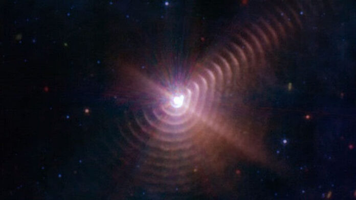 Cincin Debu Raksasa Tertangkap JWST, Jumlahnya Sampai 17!