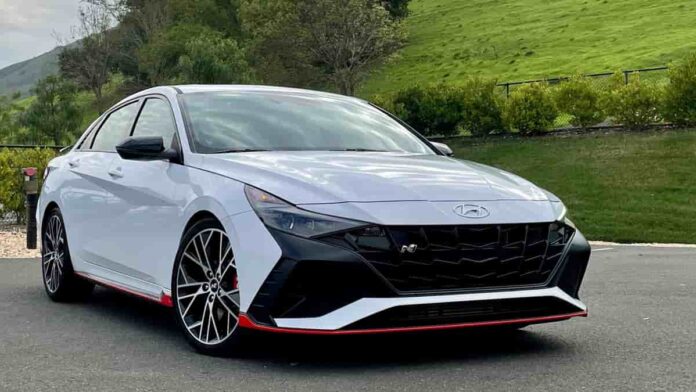 Hyundai Elantra N 2022, Sedan Sport dengan Mesin Garang!