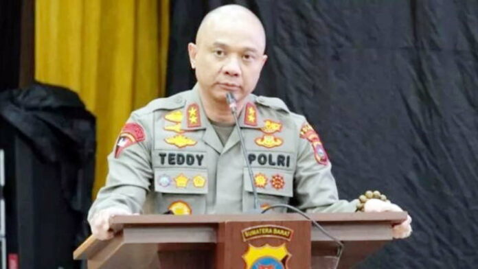 Kapolda Jatim Irjen Teddy