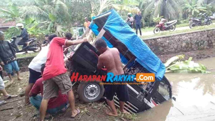 Mobil Pick Up