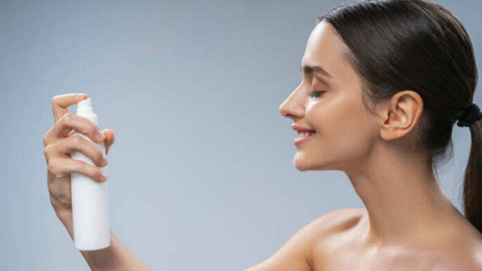 Manfaat Menggunakan Face Mist, Tak Hanya Segarkan Wajah
