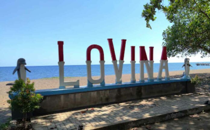 Objek Wisata Pantai Lovina Buleleng Bali 