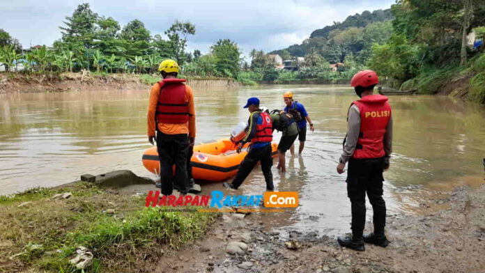 Korban terseret arus sungai Cibaruyan