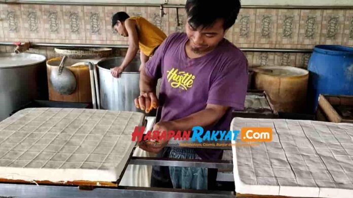 Produksi Pengrajin Tahu