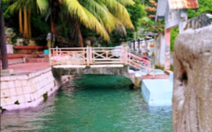 Objek Wisata Sumur Panjang Hila-Hila Bulukumba Sulawesi Selatan