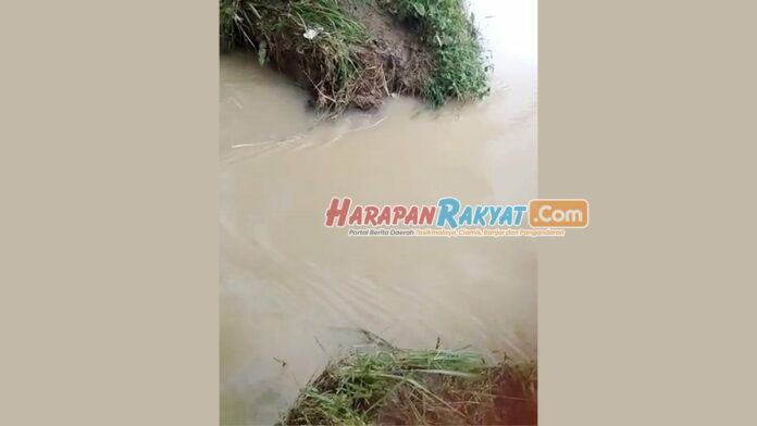 Tanggul Irigasi Jebol Ancam Area Persawahan di Kertahayu Ciamis