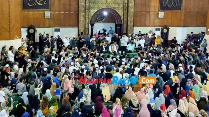 Warga Kota Tasikmalaya