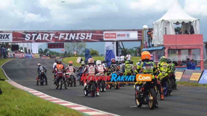 Balapan motor OnePrix