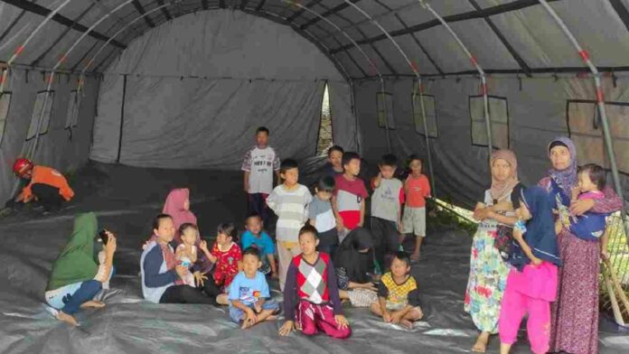 Tenda pengunsi
