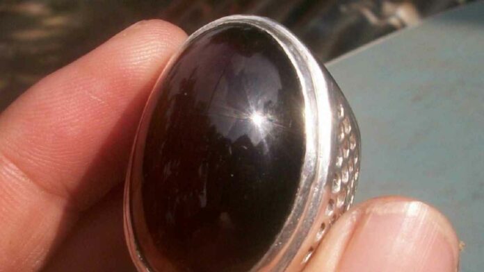 Batu Cincin Rasulullah, Terbuat Dari Perak dan Batu Habasyah