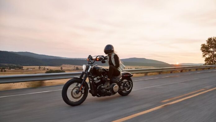 Penyebab Ban Belakang Motor Selip, Awas Hati-Hati!