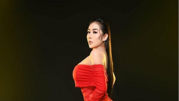 Artis Pamela Safitri Kembali Tuai komentar Karena Berpenampilan Seksi