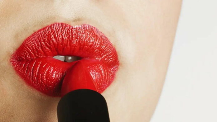 Cara Menggunakan Lipstik Matte Agar Hasil Tampak Sempurna