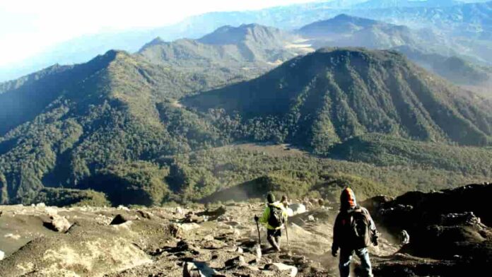 Mitos seputar Gunung Semeru