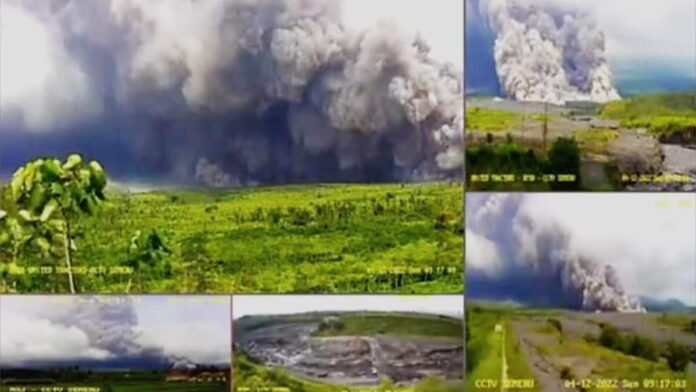Gunung Semeru Erupsi