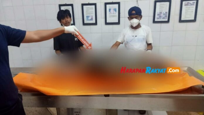 Identitas mayat mengapung