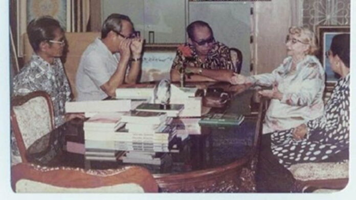 Novelis Amerika di Indonesia