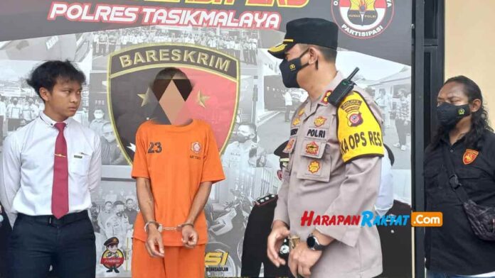 Motif Ayah Potong Kelamin Anak