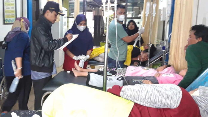 Warga Cihaurbeuti Ciamis Keracunan