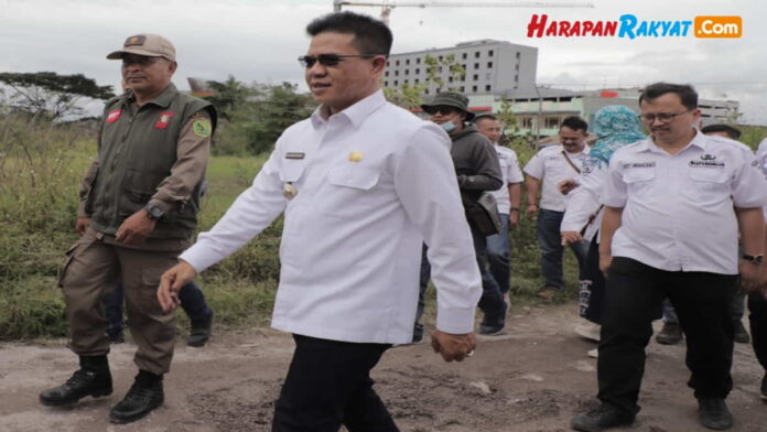 Bupati Bandung Dadang Supriatna