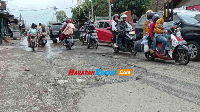 Jalan rusak