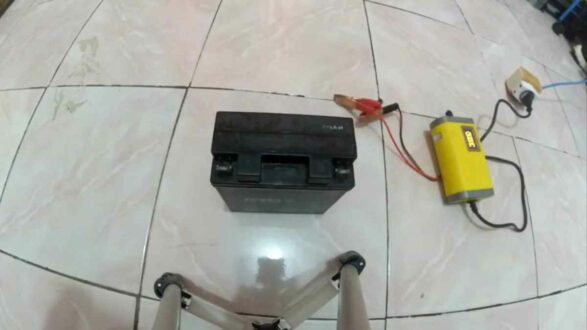 Aki Kering Motor Bisa Dicas atau Tidak? Ini Jawabannya