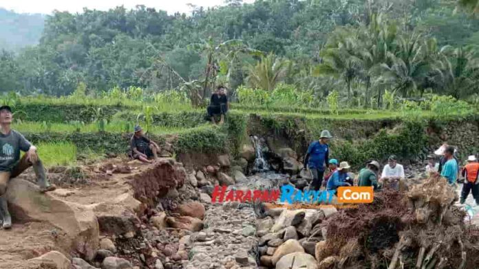 Proteksi Tebing Sungai