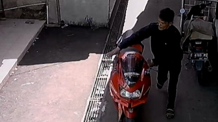Maling Motor Ninja di Tasikmalaya