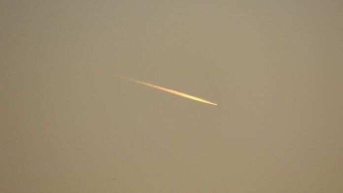 Meteor Besar Warna-warni di Langit Inggris, Apa yang Terjadi?