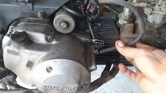 Penyebab Pengapian Motor Lemah, Cek Berikut Ini!