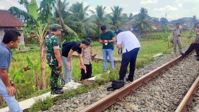 Seorang Pria Tewas Tersambar Kereta Api di Kota Banjar