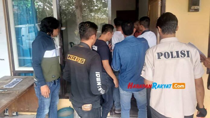 Dua bersaudara