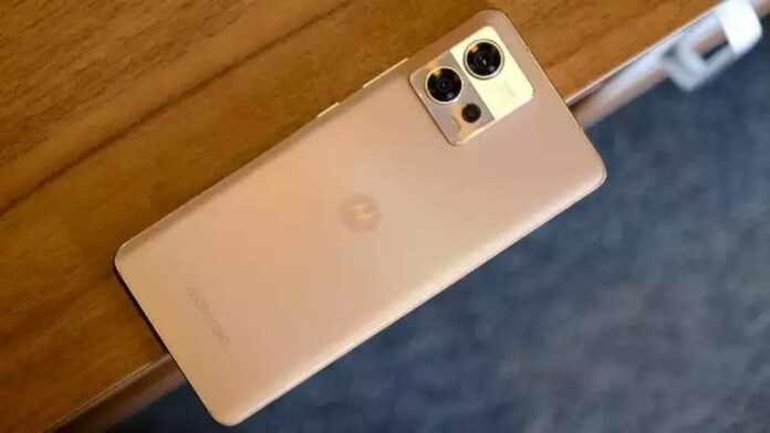 HP Moto G64, Berbekal Baterai 6000 mAh dan Kamera 64MP