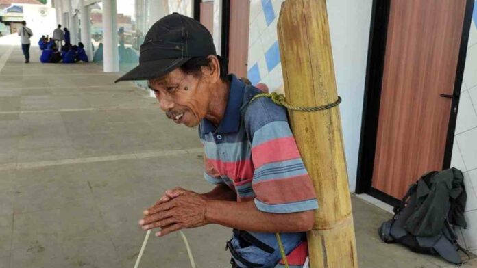 Penjual lahang