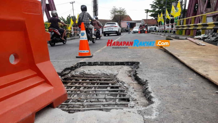 Lantai Jembatan Parungsari Banjar