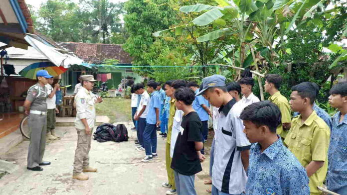 Nongkrong dan Main PS di Jam Belajar, Puluhan Pelajar Kena Razia Satpol PP Kota Banjar