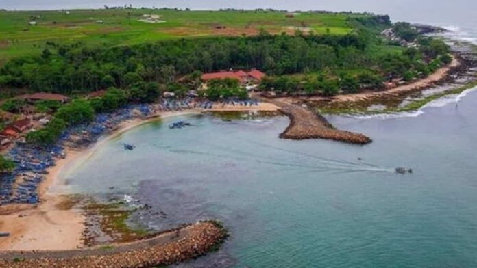 Pantai Ranca Buaya Garut