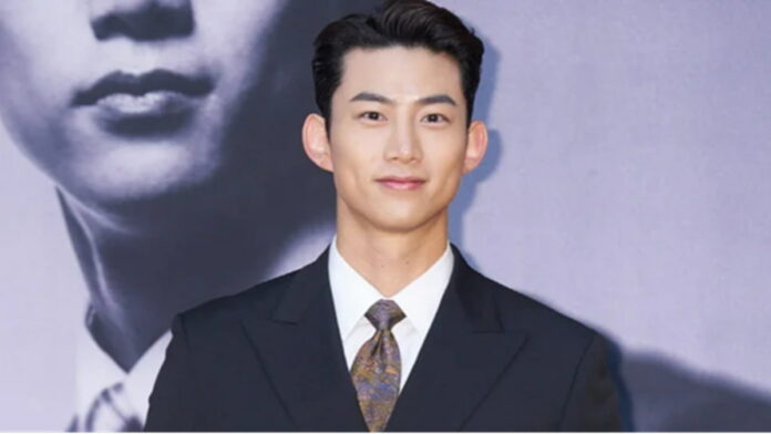 Taecyeon 2PM Gabung Agensi WME