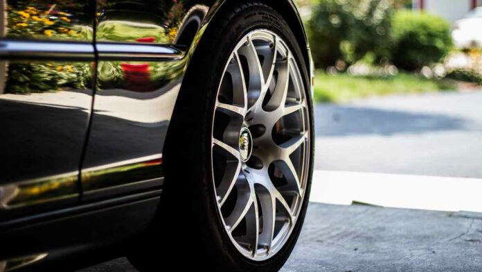 Cara Memperbaiki Velg Mobil Retak Beserta Penyebabnya