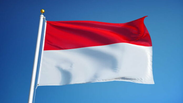 Gegara Belum Pasang Bendera Merah Putih, Kepsek di Cipaku Ciamis di Denda Oknum Wartawan