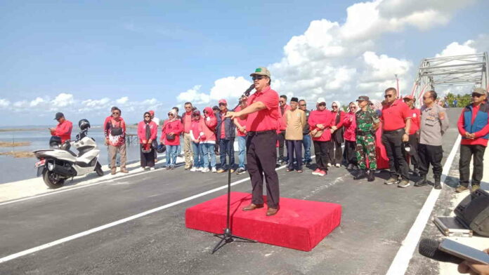 Jembatan Penghubung Pantai Pangandaran dan Batu Hiu Diresmikan