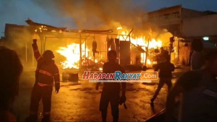 Kebakaran di Pasar Cikurubuk Tasikmalaya