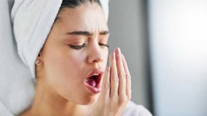 Tips Menjaga Kesehatan Mulut saat Puasa
