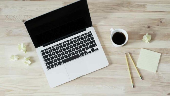 Lampu Indikator Laptop Orange, Berikut Maknanya