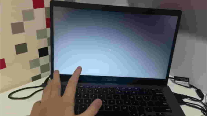 Layar Laptop Hitam tapi Ada Kursor, Masuk pada Safe Mode