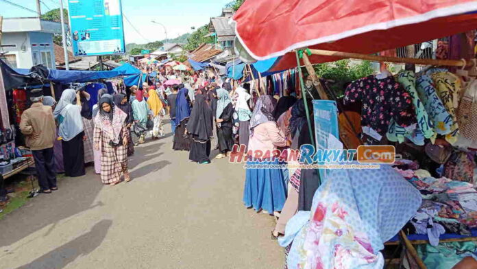 Melihat Aktivitas Pasar Bulanan di Langkaplancar Pangandaran saat Pertengahan Ramadhan