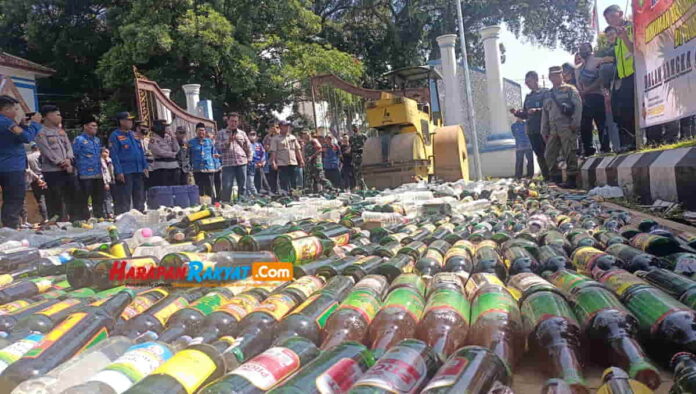 Miras Murah di Garut dimusnahkan